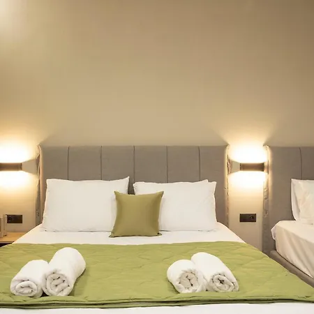 מלון דירות Olympus פראליה פנטליימונוס