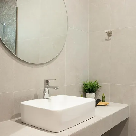 Olympus מלון דירות פראליה פנטליימונוס