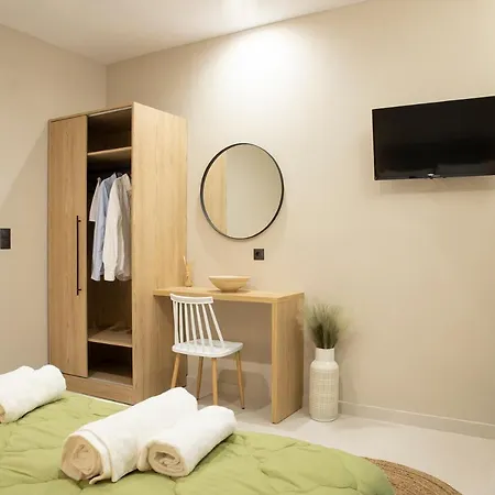 מלון דירות Olympus 4*