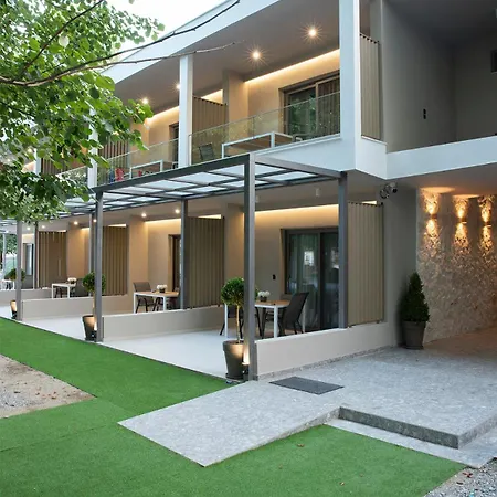 Olympus 4* פראליה פנטליימונוס