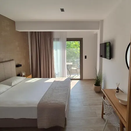 מלון דירות Olympus 4*